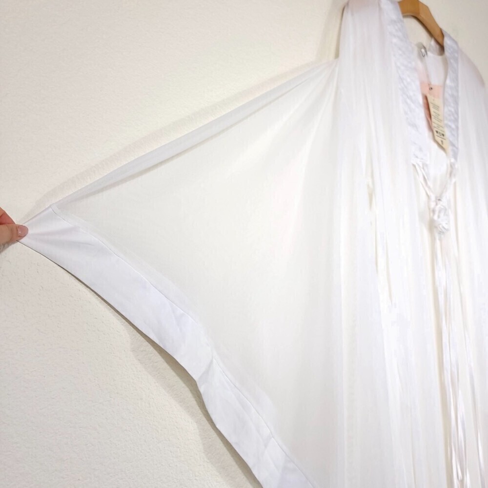 NWT Hot As Hell Yoko Kimono Sheer Hooded Robe Boho Cover Up White Satin One Size - Picture 7 of 16